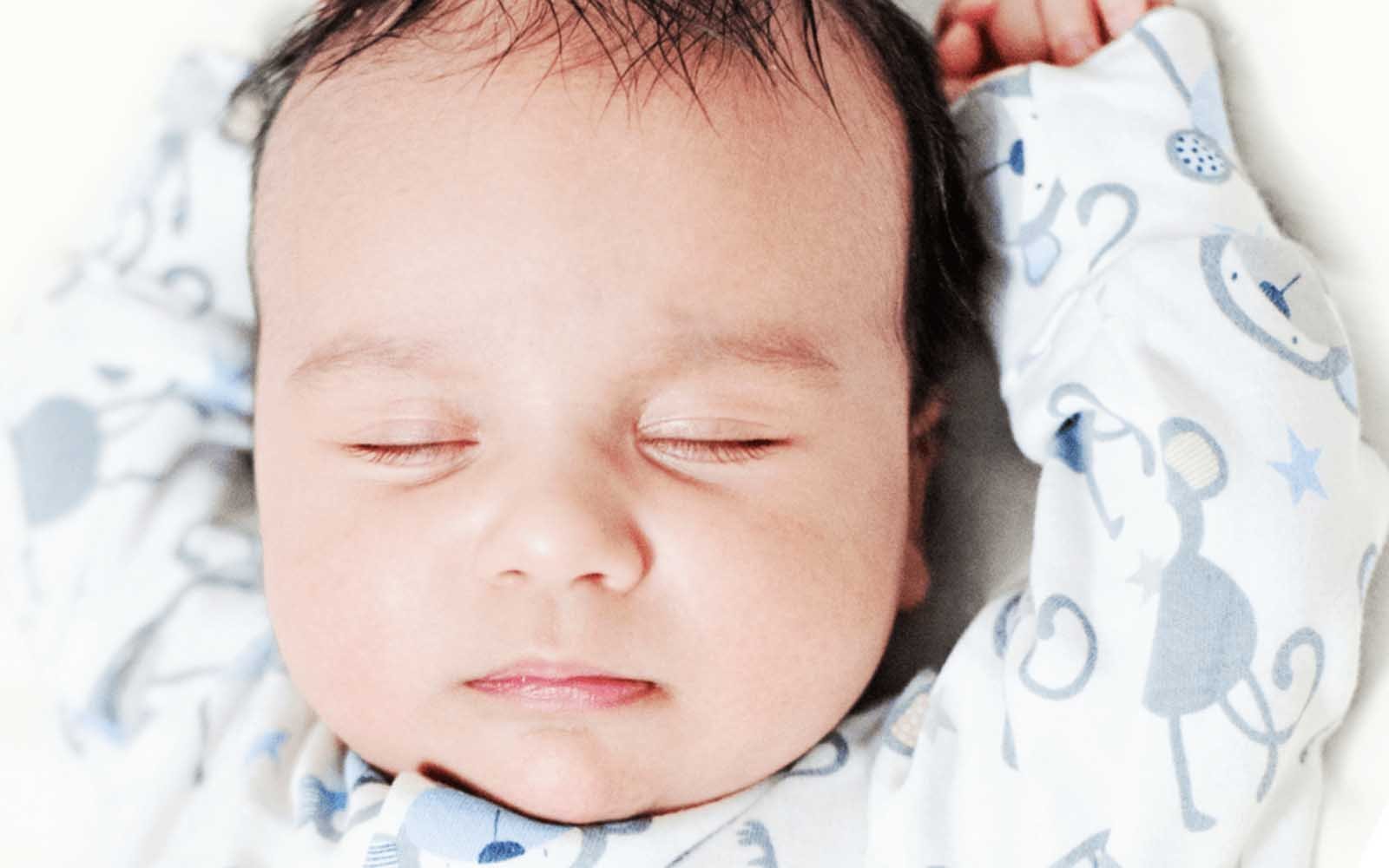 3 month baby sleeping