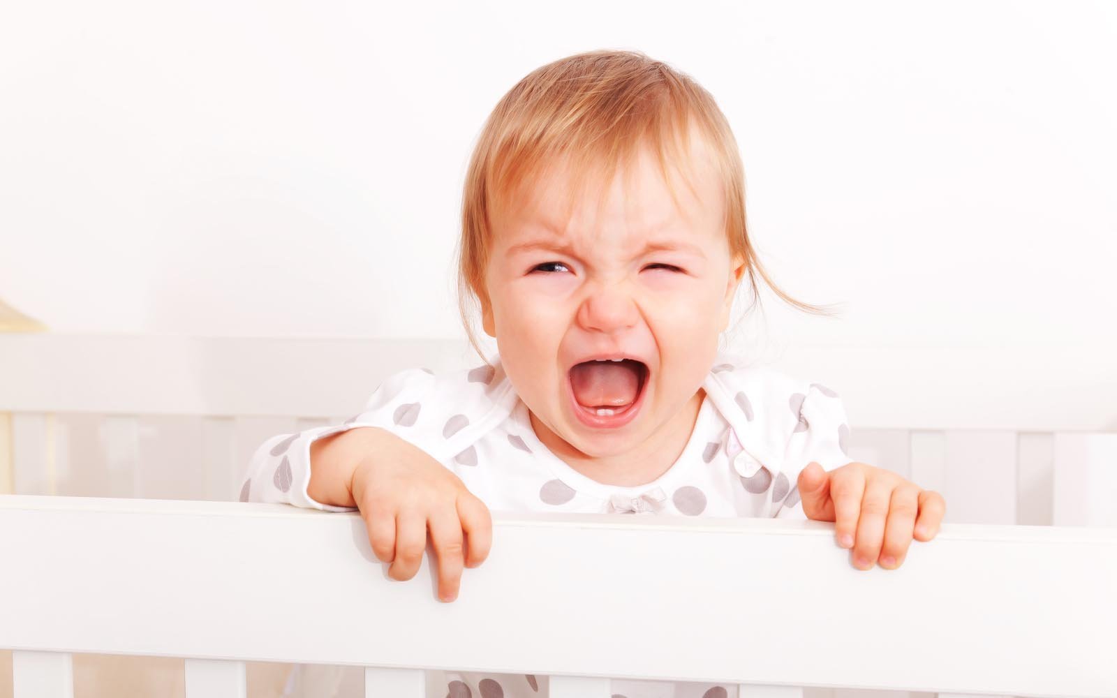 Reasons your baby's sleeping training isn't working